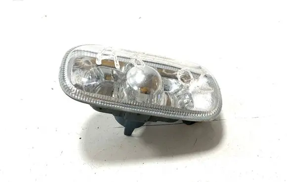 Audi A6 S6 C6 4F Front fender indicator light 8E0949127