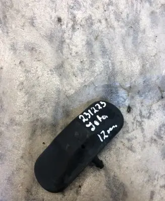 Volkswagen Jetta VI Windshield washer spray nozzle 5m0955985c