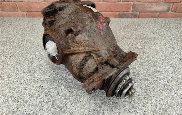BMW X3 F25 Rear differential 7592013