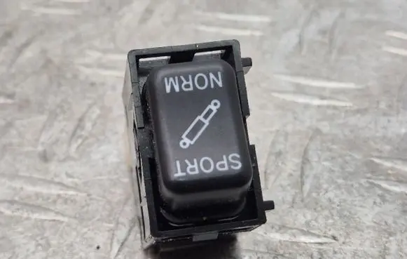 Lexus GS 300 350 430 450H Suspension ride height/mode switch 191375