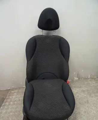 Nissan Note (E11) Front passenger seat