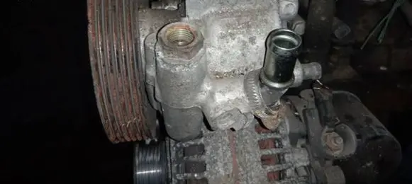 Peugeot 406 Power steering pump 9630706380 9627369380