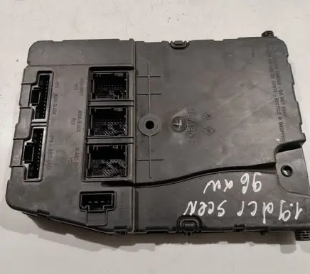 Renault Scenic II - Grand scenic II Comfort/convenience module 8200780021