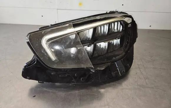 Mercedes-Benz E W213 Headlight/headlamp A2139067509