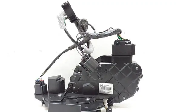 Volvo V70 Rear door lock 31253923