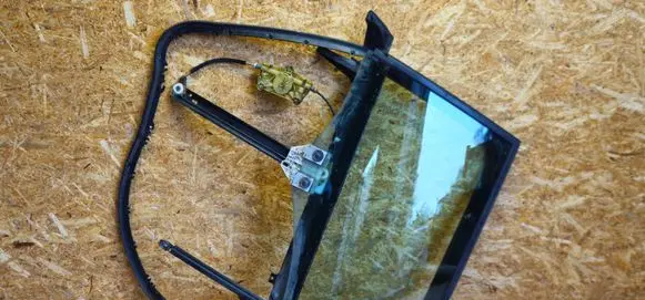 Audi A6 S6 C6 4F Rear door window/glass frame 4F0839461A