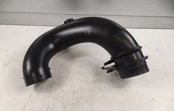Peugeot 3008 I Air intake duct part