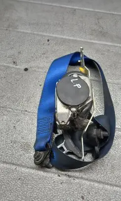 Opel Agila A Front seatbelt