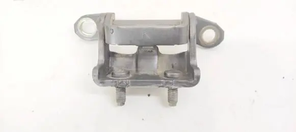 Nissan Primera Tailgate/trunk/boot hinge