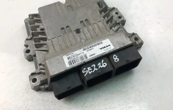 Volvo V50 Engine control unit/module ECU 30788975 S180134001B