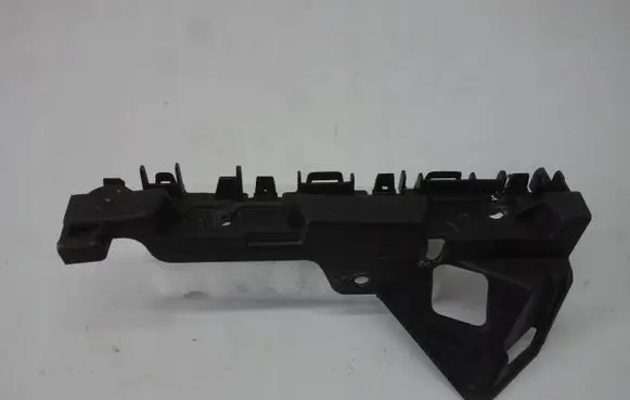 Opel Vivaro Front bumper mounting bracket 622209504R