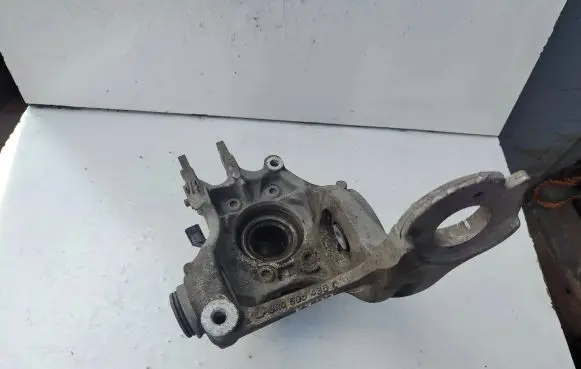 Audi Q5 SQ5 Rear wheel hub 8R0505435C