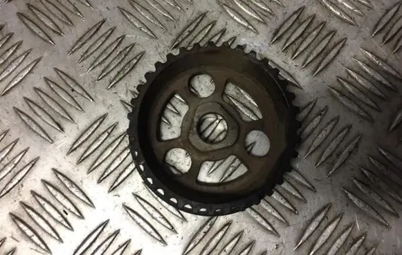 Renault Laguna I Fuel pump gear (pulley) 