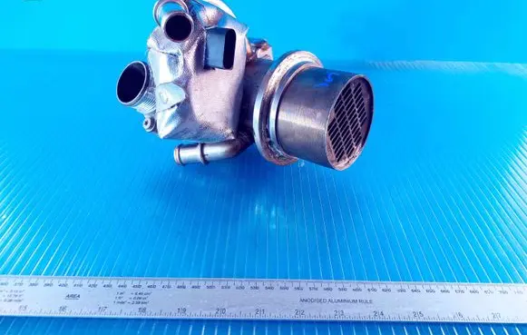 Skoda Octavia Mk3 (5E) EGR valve cooler 04L131512D V200 2397002
