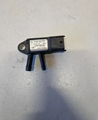 Nissan Qashqai Exhaust gas pressure sensor 0281002772 8200138965 8200469905