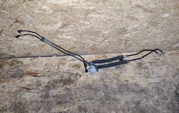 Infiniti Q70 Y51 Power steering hose/pipe/line LHD
