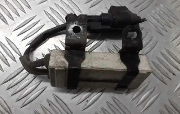 Toyota Yaris Coolant fan relay 246810-2851