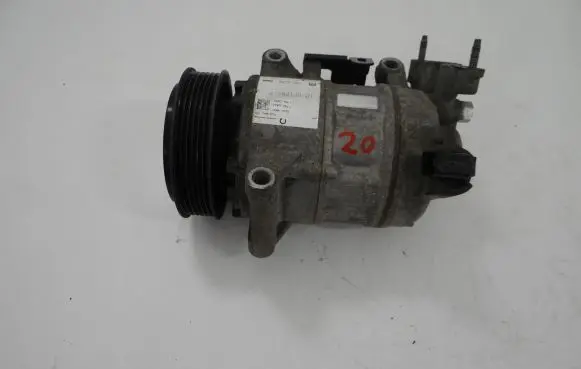 Peugeot 308 Air conditioning (A/C) compressor (pump) 9827528980