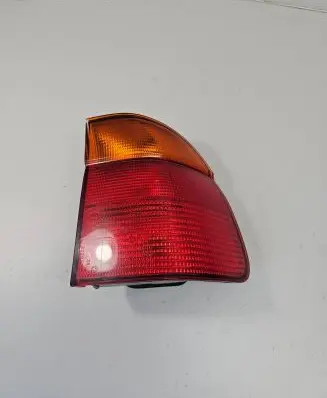 BMW 5 E39 Rear/tail lights 8371324