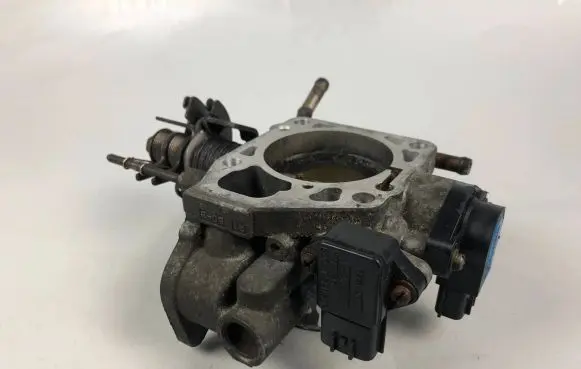 Subaru Legacy Throttle valve RT60370