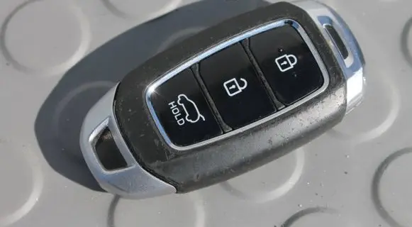 Hyundai Kona I Ignition key/card 95440-J9100 95440J9100 KLUCZYK-KEYLESS