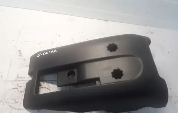 Steering wheel column trim
