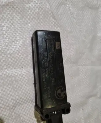 BMW 3 E90 E91 Tire pressure sensor 6771043
