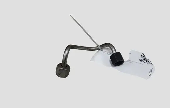 Volvo V40 Cross country Fuel injector supply line/pipe