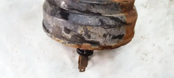 Mazda 323 Brake booster 85204927 852-04927