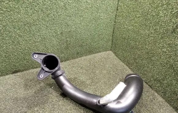 Renault Master III Air intake duct part 165763705R