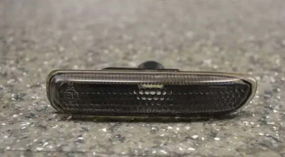 BMW 3 E46 Front fender indicator light