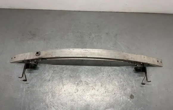 Mercedes-Benz C W204 Front bumper cross member A2046203434