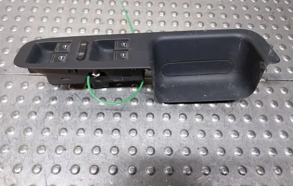 Volkswagen Touareg I Electric window control switch S26380355 7L6959857E