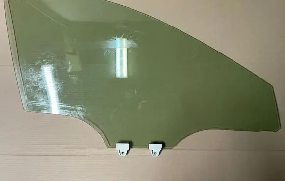 Mazda 6 Front door window glass four-door 43R00014 GHP958510B9D