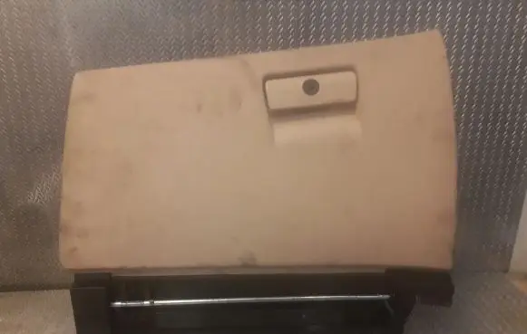 BMW X3 E83 Glove box