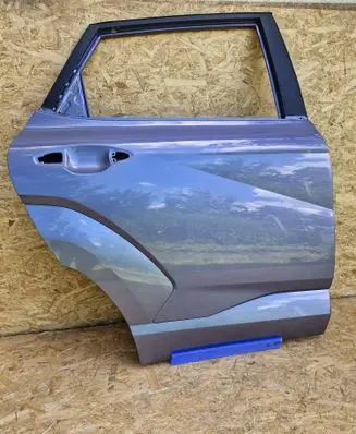 Hyundai Kona II Rear door