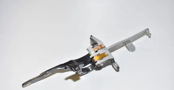 BMW 5 F10 F11 Tailgate/trunk/boot hinge 7206639