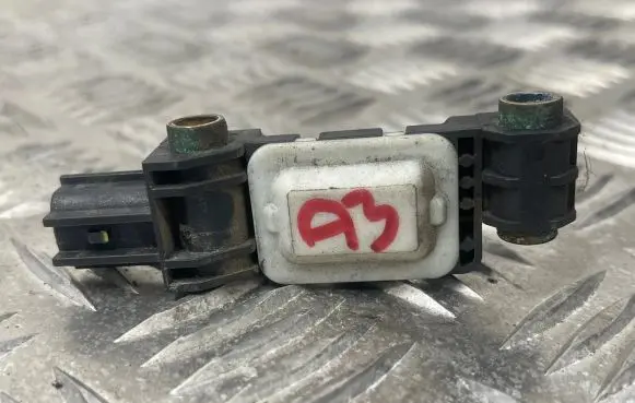 Audi A3 S3 8P Airbag deployment crash/impact sensor 8E0959651A