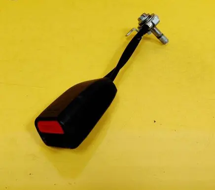 Honda CR-V Rear seatbelt buckle 