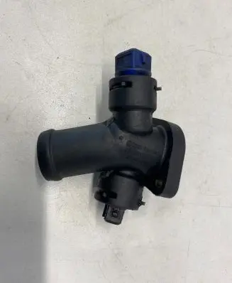 Volkswagen Transporter - Caravelle T4 Engine coolant pipe/hose 074121133b