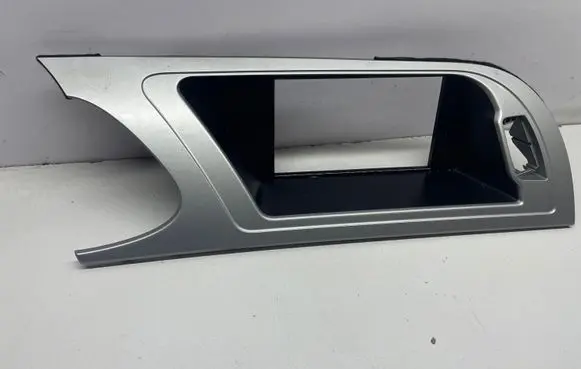 Audi A4 S4 B8 8K Radio/GPS head unit trim 8k1857186f