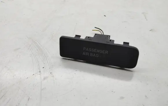 Volkswagen Tiguan Passenger airbag on/off switch 5M0919234B