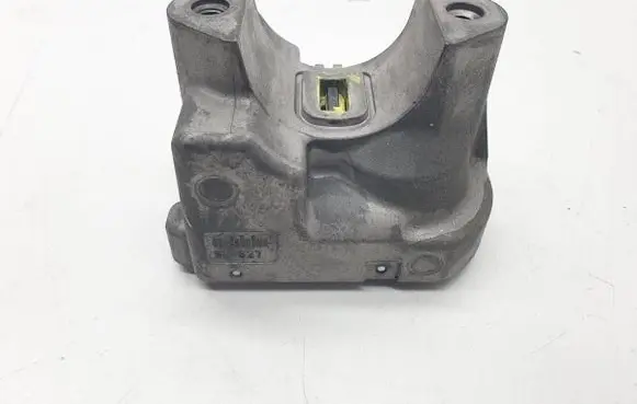 Suzuki SX4 S-Cross Steering wheel lock 