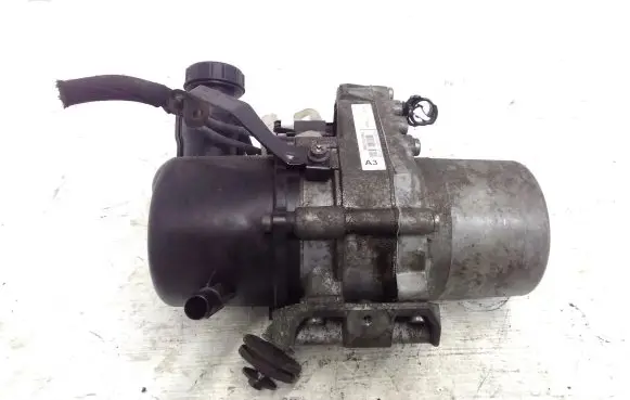 Peugeot 508 Power steering pump 9676154180 A5101675B 138011A2