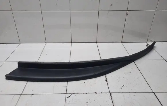 Opel Astra J Front bumper lip 13368684