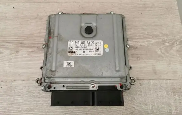 Mercedes-Benz E W211 Engine control unit/module 320CDI