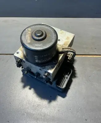Volkswagen Golf IV ABS Pump 1J0907379H 10094903413 HMR9A14G27