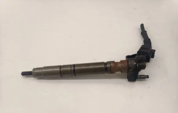 Audi A6 S6 C7 4G Fuel injector 059130277CD