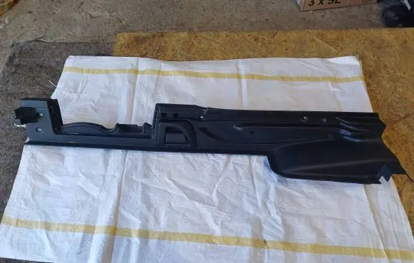 Volkswagen PASSAT B8 Parcel shelf load cover mount bracket 3G9858831