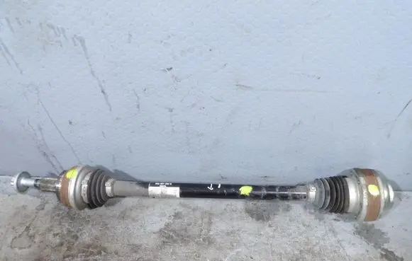 Rear driveshaft